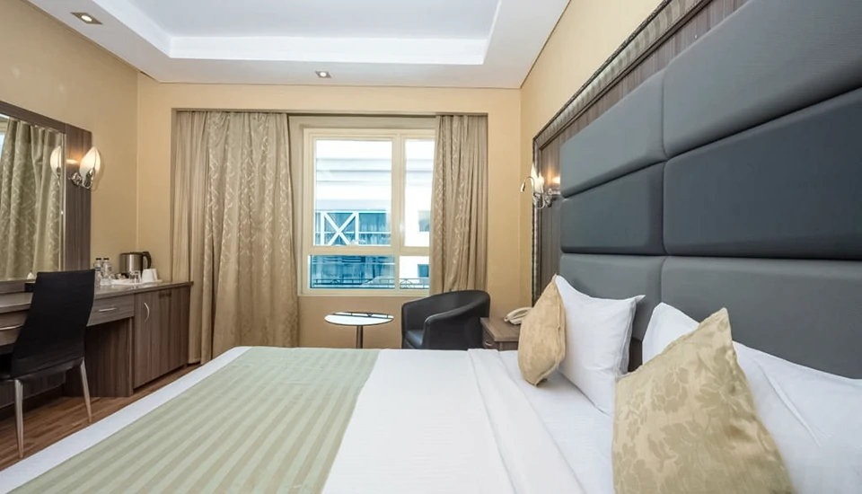 هتل پرل سوئیس دبی